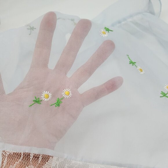 Vintage Sheer Half Apron With Embroidered Daisies & Lace Trim Light Blue - Picture 6 of 6